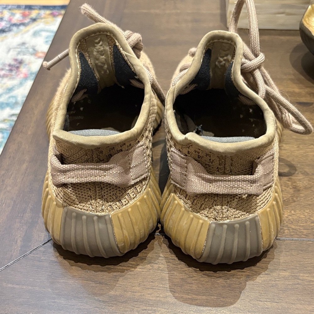 Adidas - Picture 2 of 4